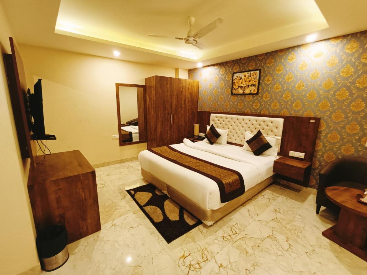 Mayda Inn- A Boutique Hotel นิวเดลี ภายนอก รูปภาพ