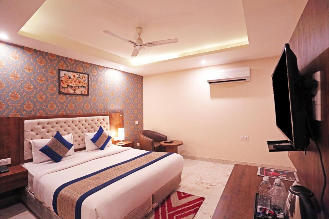 Mayda Inn- A Boutique Hotel นิวเดลี ภายนอก รูปภาพ