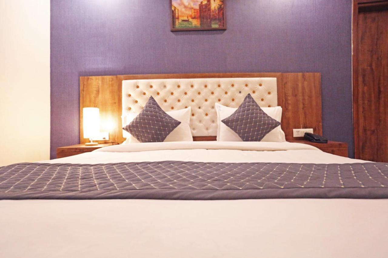 Mayda Inn- A Boutique Hotel นิวเดลี ภายนอก รูปภาพ